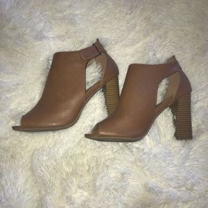 Tan Chunky Heels